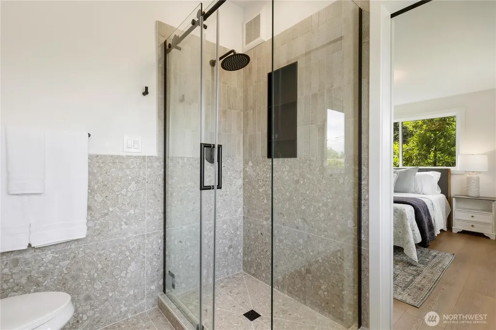 12615 SE 63rd Street Bellevue WA 98006