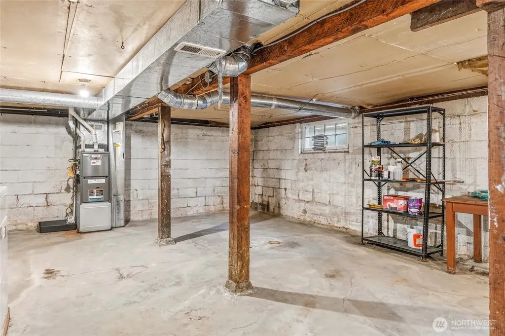 4051 19th Avenue SW Seattle WA 98106
