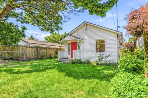 4051 19th Avenue SW Seattle WA 98106