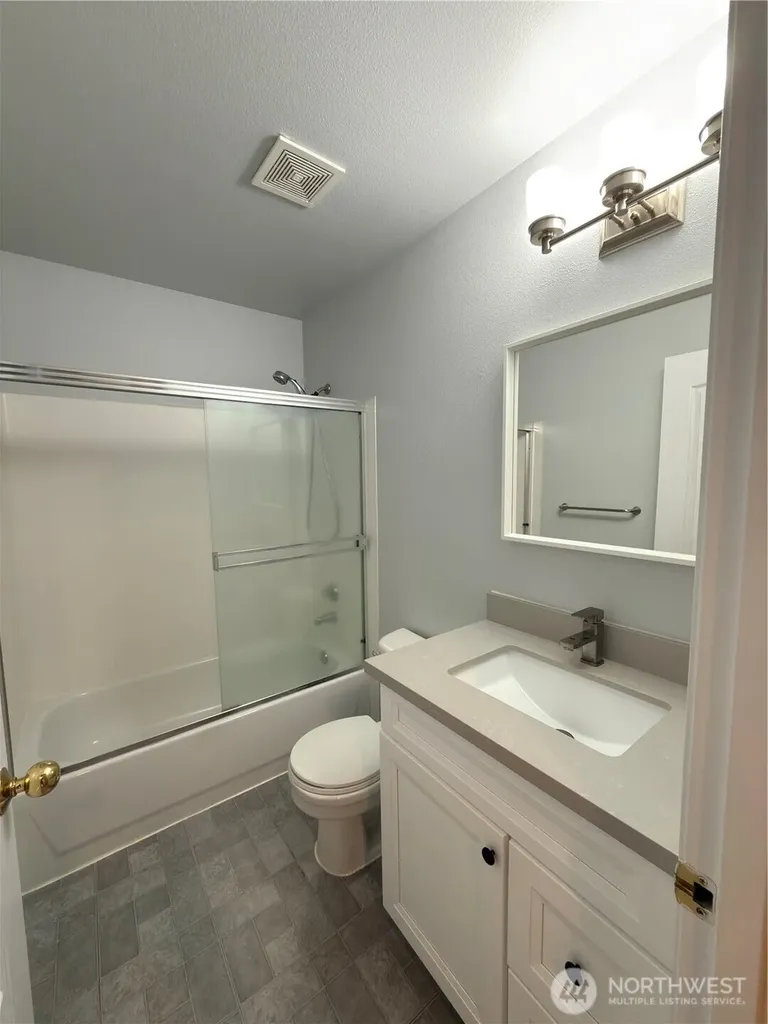 4802 Nassau Avenue NE Tacoma WA 98422