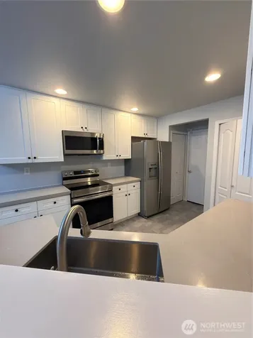 4802 Nassau Avenue NE Tacoma WA 98422