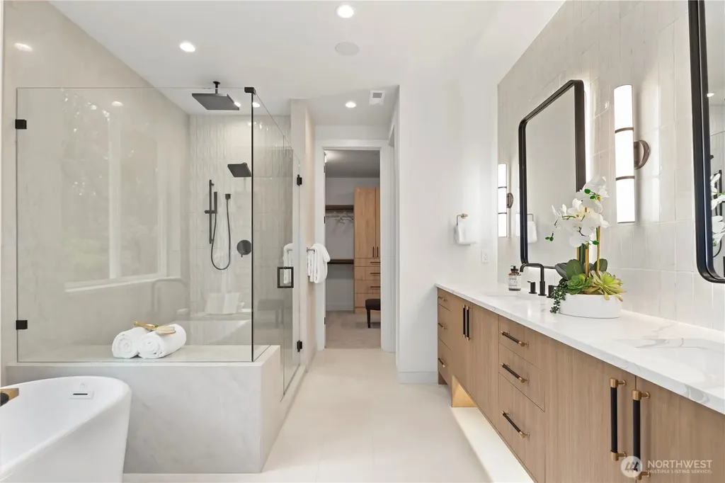 13310 NE 112th Place Redmond WA 98052