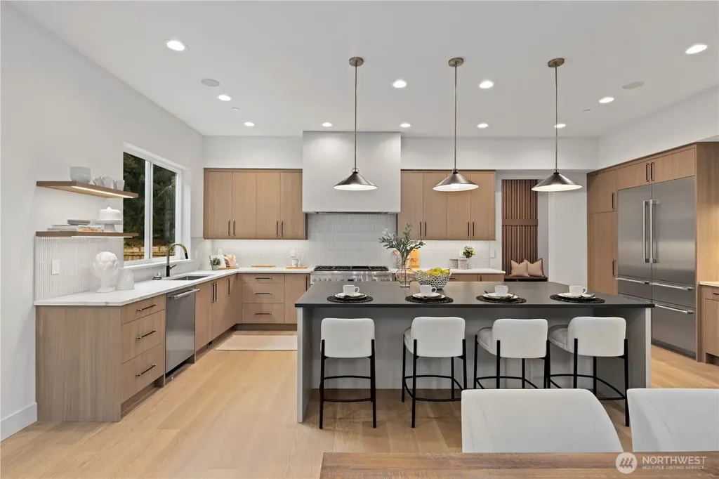 13310 NE 112th Place Redmond WA 98052