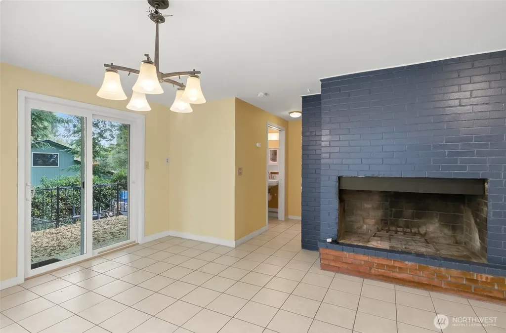 3815 NE 113th Street Seattle WA 98125