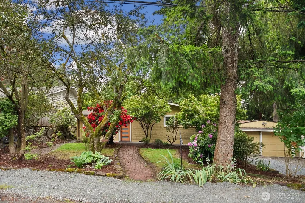 3815 NE 113th Street Seattle WA 98125