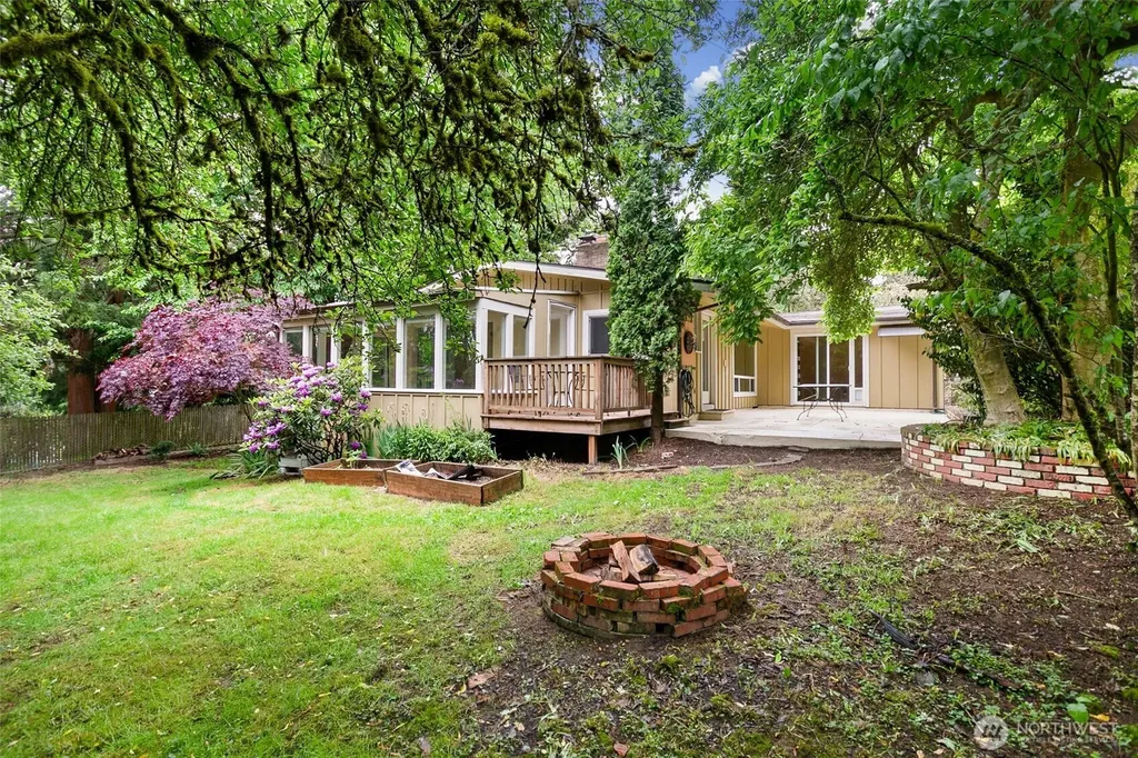 3815 NE 113th Street Seattle WA 98125