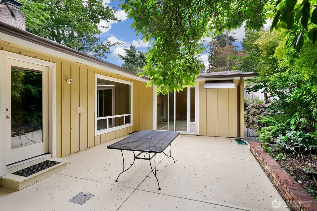 3815 NE 113th Street Seattle WA 98125