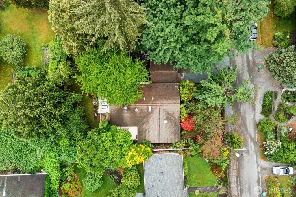 3815 NE 113th Street Seattle WA 98125