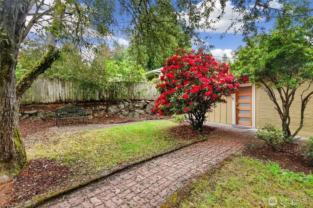 3815 NE 113th Street Seattle WA 98125