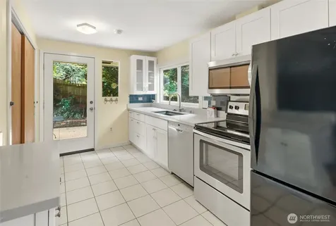 3815 NE 113th Street Seattle WA 98125