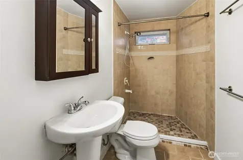 3815 NE 113th Street Seattle WA 98125