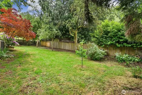 3815 NE 113th Street Seattle WA 98125
