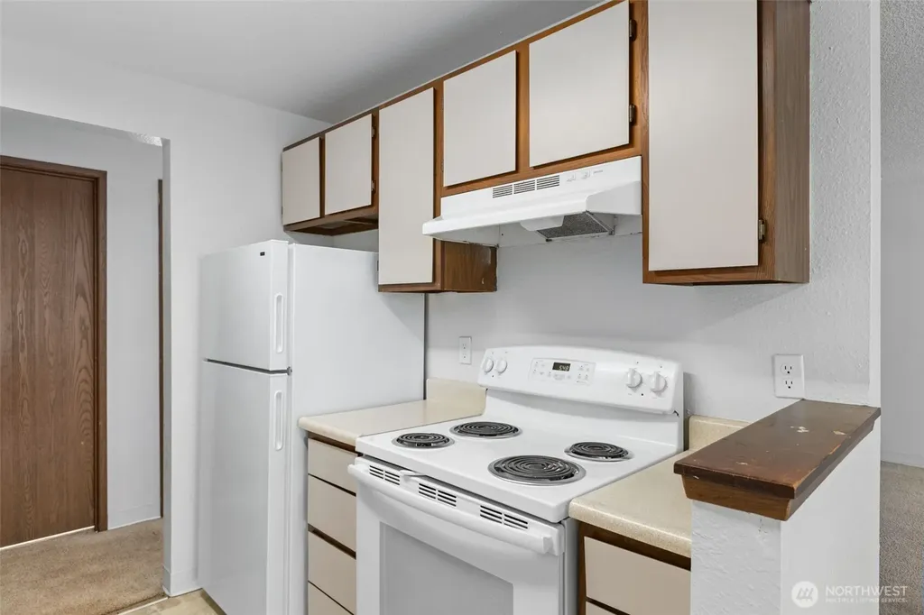 34025 1st Place S Federal Way WA 98003