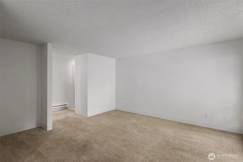 34025 1st Place S Federal Way WA 98003