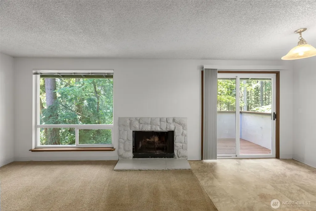 34025 1st Place S Federal Way WA 98003
