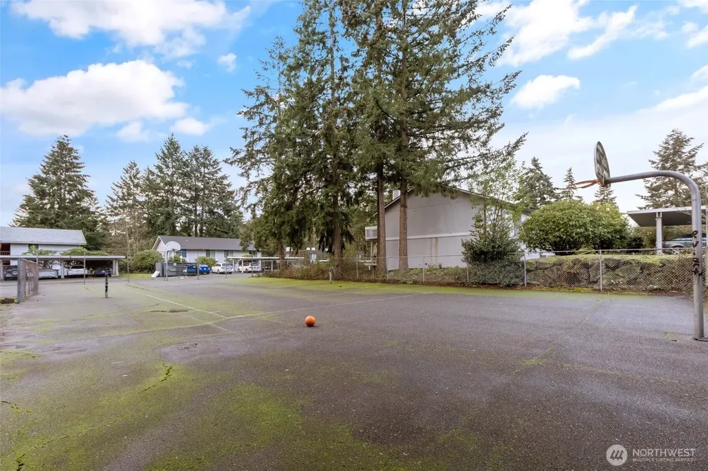 34025 1st Place S Federal Way WA 98003