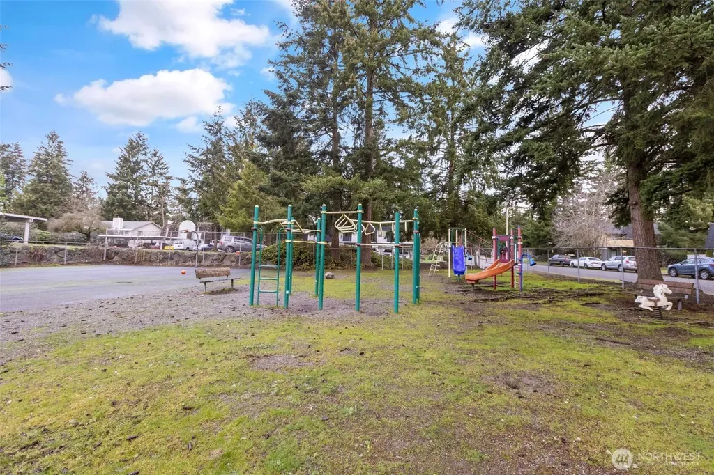 34025 1st Place S Federal Way WA 98003