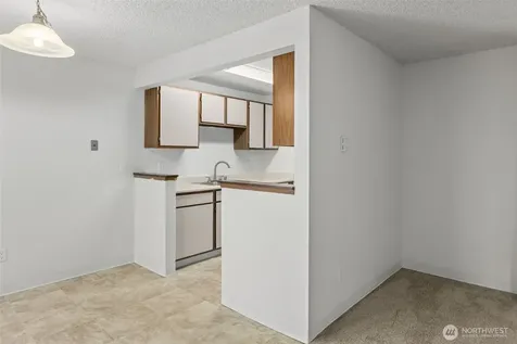 34025 1st Place S Federal Way WA 98003