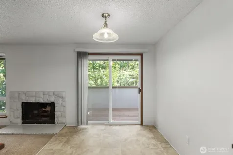 34025 1st Place S Federal Way WA 98003