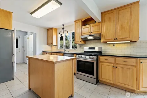 2401 SW 316th Street Federal Way WA 98023