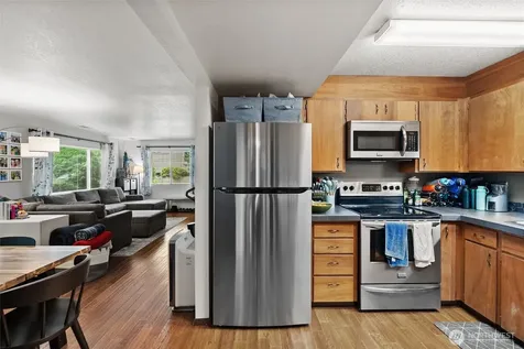 818 W Argand Street Seattle WA 98119