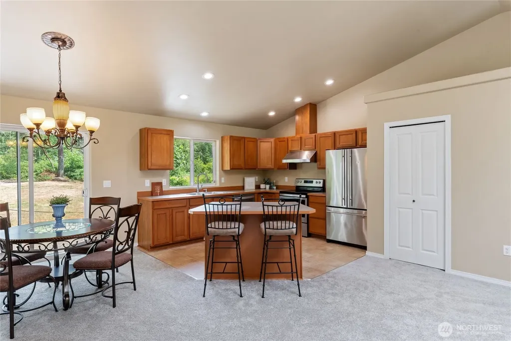 6401 151st Street NW Gig Harbor WA 98332