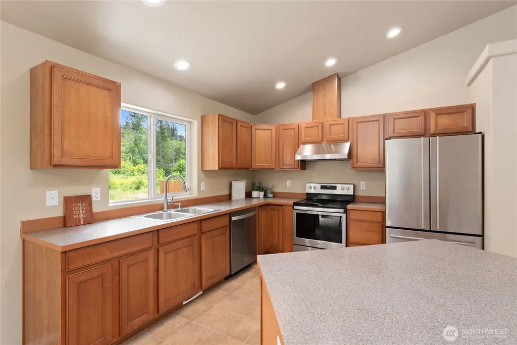 6401 151st Street NW Gig Harbor WA 98332