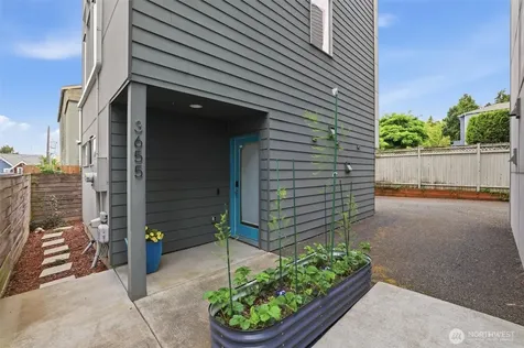 3655 Francis Avenue N Seattle WA 98103