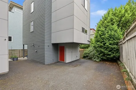 3655 Francis Avenue N Seattle WA 98103