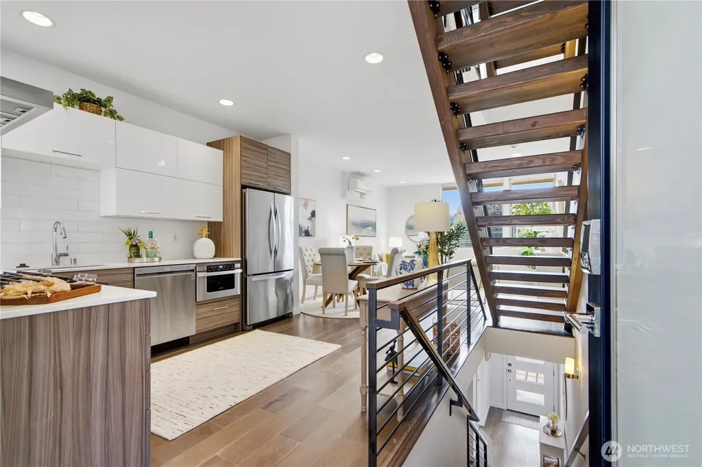 2326 Minor Avenue E Seattle WA 98102