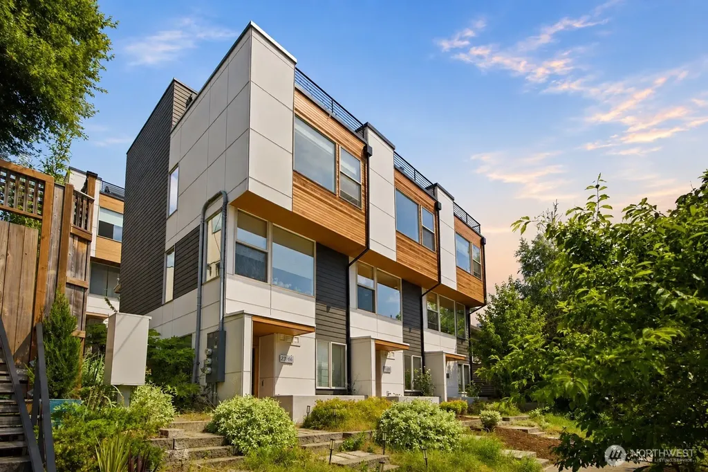 2326 Minor Avenue E Seattle WA 98102
