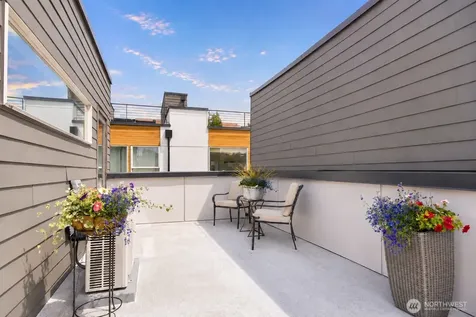 2326 Minor Avenue E Seattle WA 98102