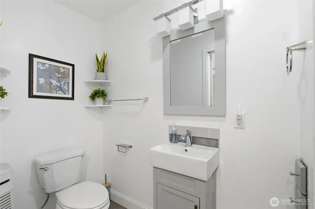 12828 78th Avenue S Seattle WA 98178