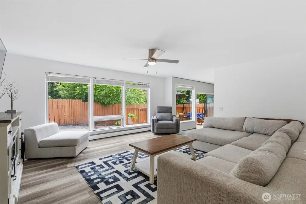 12828 78th Avenue S Seattle WA 98178