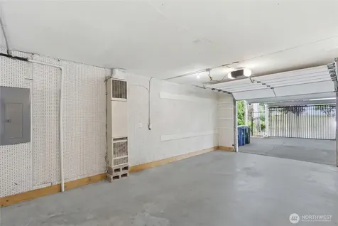 12828 78th Avenue S Seattle WA 98178