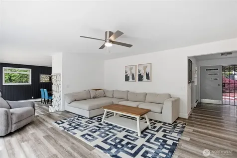 12828 78th Avenue S Seattle WA 98178