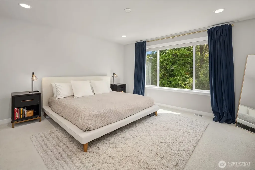 2119 NW Lynx Loop Issaquah WA 98027