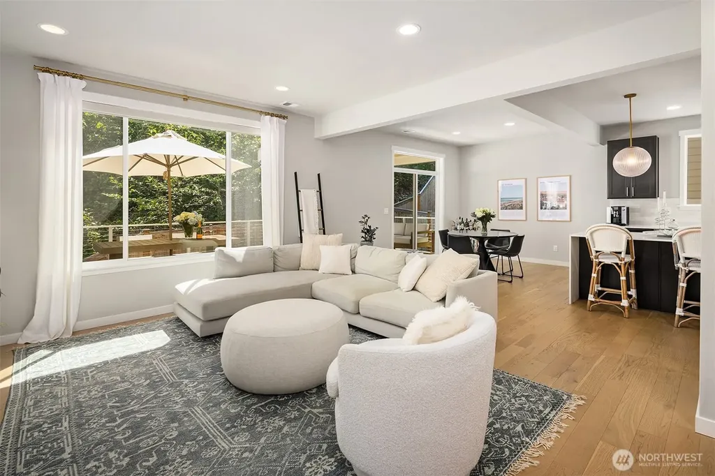 2119 NW Lynx Loop Issaquah WA 98027