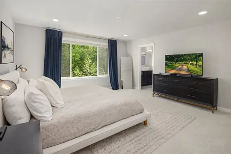 2119 NW Lynx Loop Issaquah WA 98027