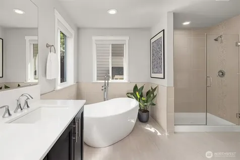 2119 NW Lynx Loop Issaquah WA 98027