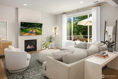 2119 NW Lynx Loop Issaquah WA 98027