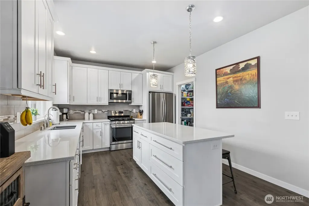 1624 Main Street Lynden WA 98264