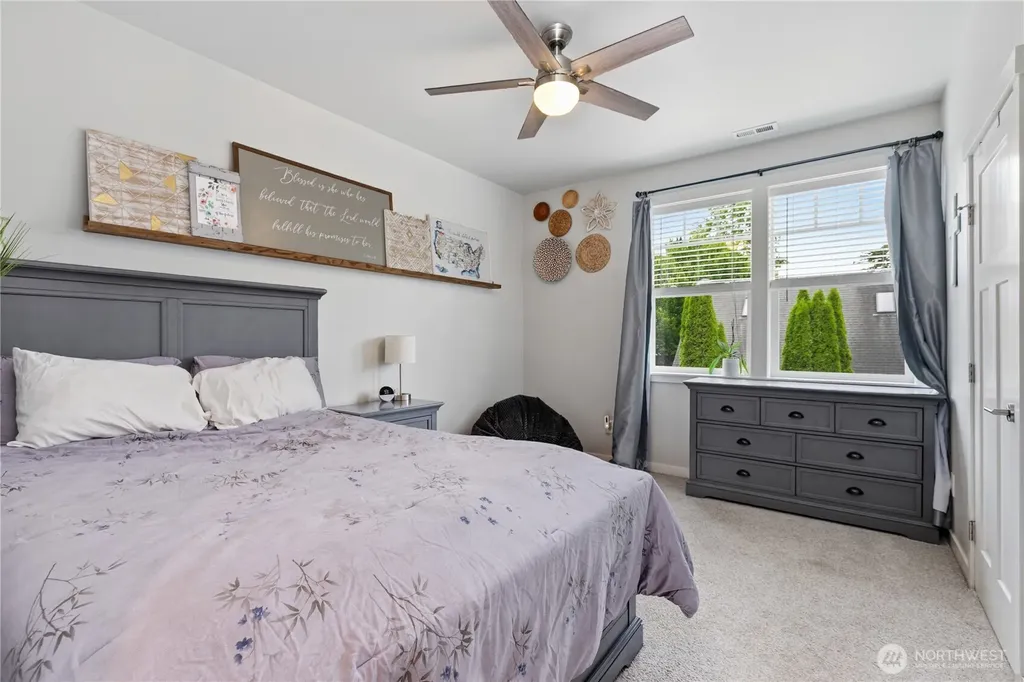 1624 Main Street Lynden WA 98264