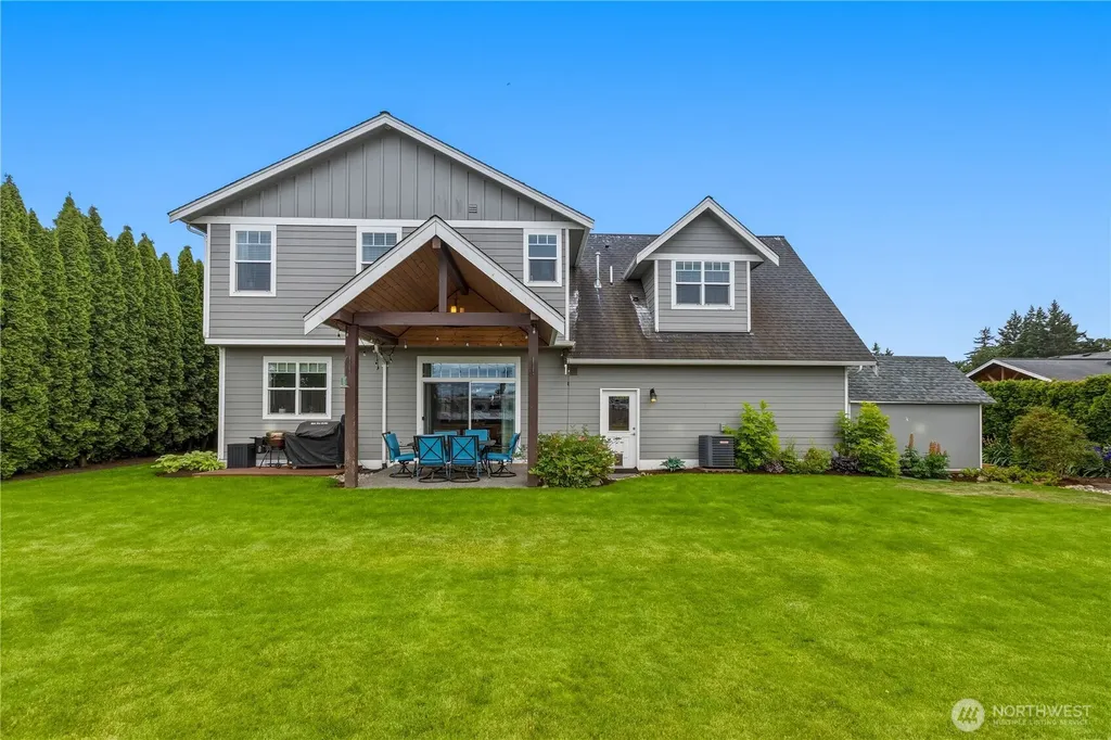 1624 Main Street Lynden WA 98264
