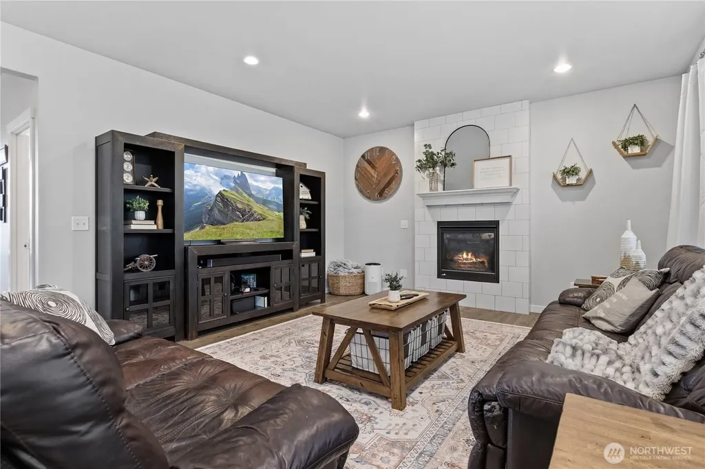 1624 Main Street Lynden WA 98264