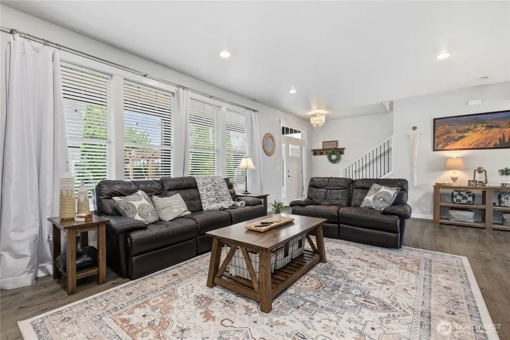 1624 Main Street Lynden WA 98264