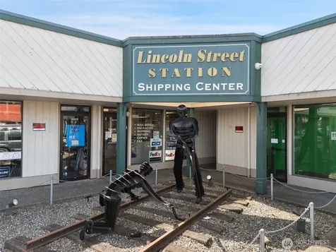 403 S Lincoln Street Port Angeles WA 98362