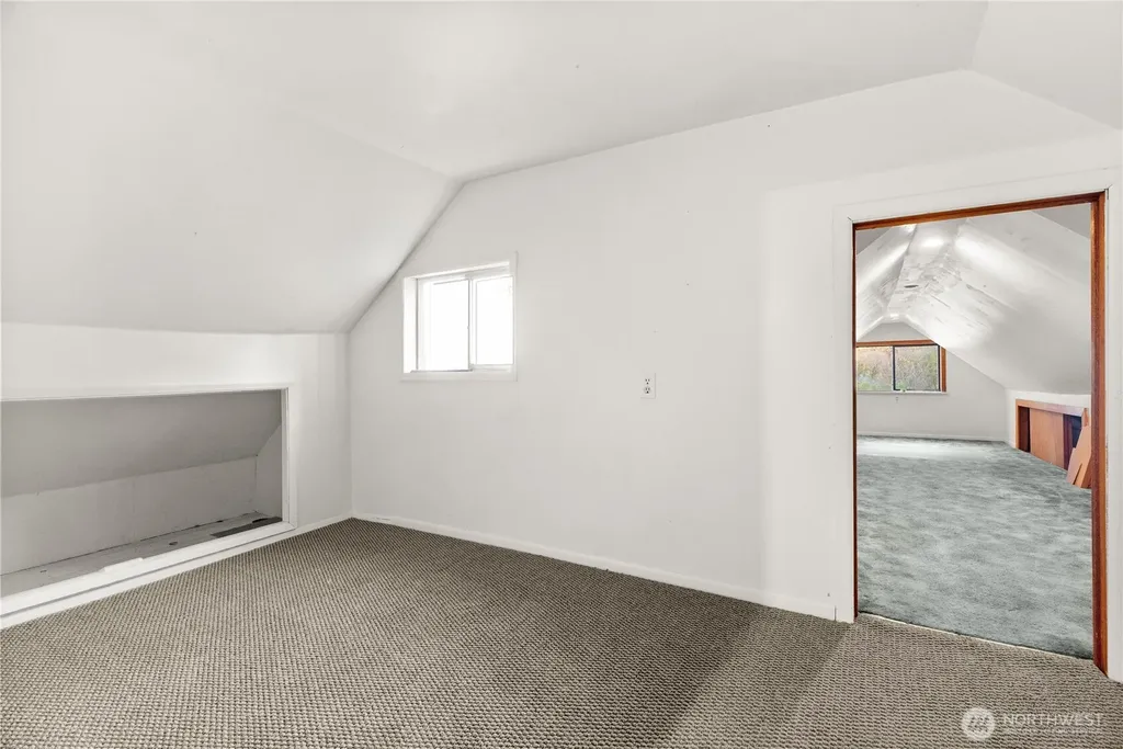 1885 SW Bay Street Port Orchard WA 98366
