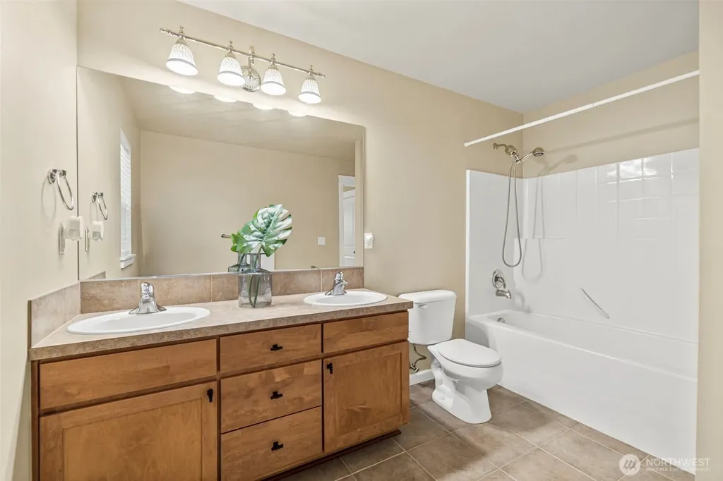 2188 NE Noble Street Issaquah WA 98029
