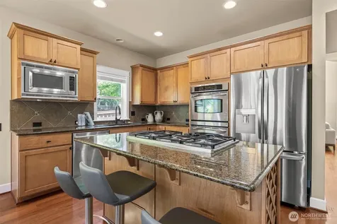 2188 NE Noble Street Issaquah WA 98029